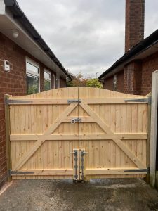 gate installation stockport
